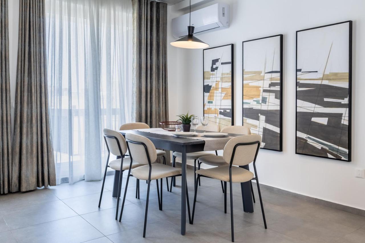 Seaside Luxury In Pembroke St Julians Apartment Bagian luar foto